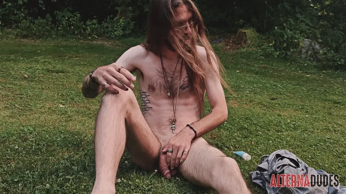 Bearded Squirrel Jerks Off At Alternadudes 11