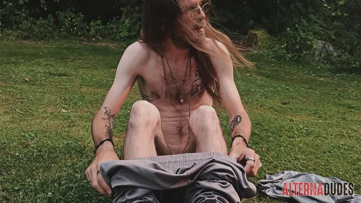 Bearded Squirrel Jerks Off At Alternadudes 4