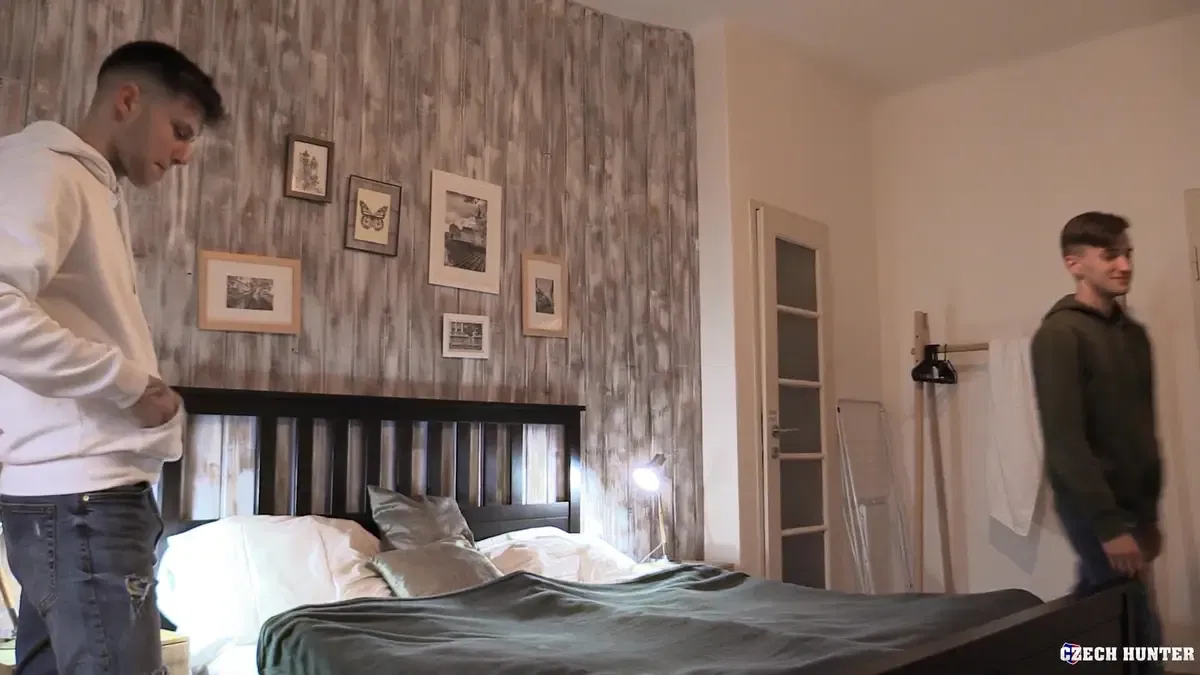 Czech Hunter 702: Threesome With Two Czech Studs 2