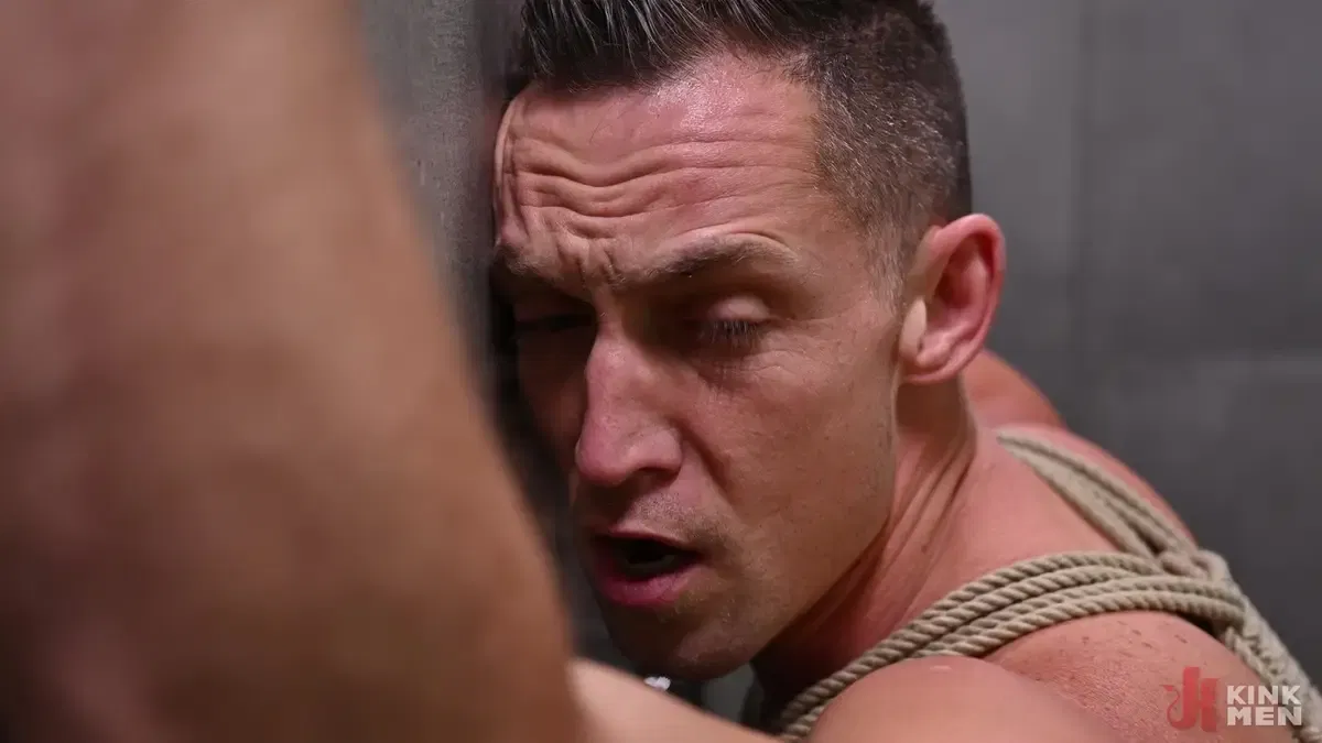 Hittin' The Shower: Greg Riley & Ethan Sinns 8