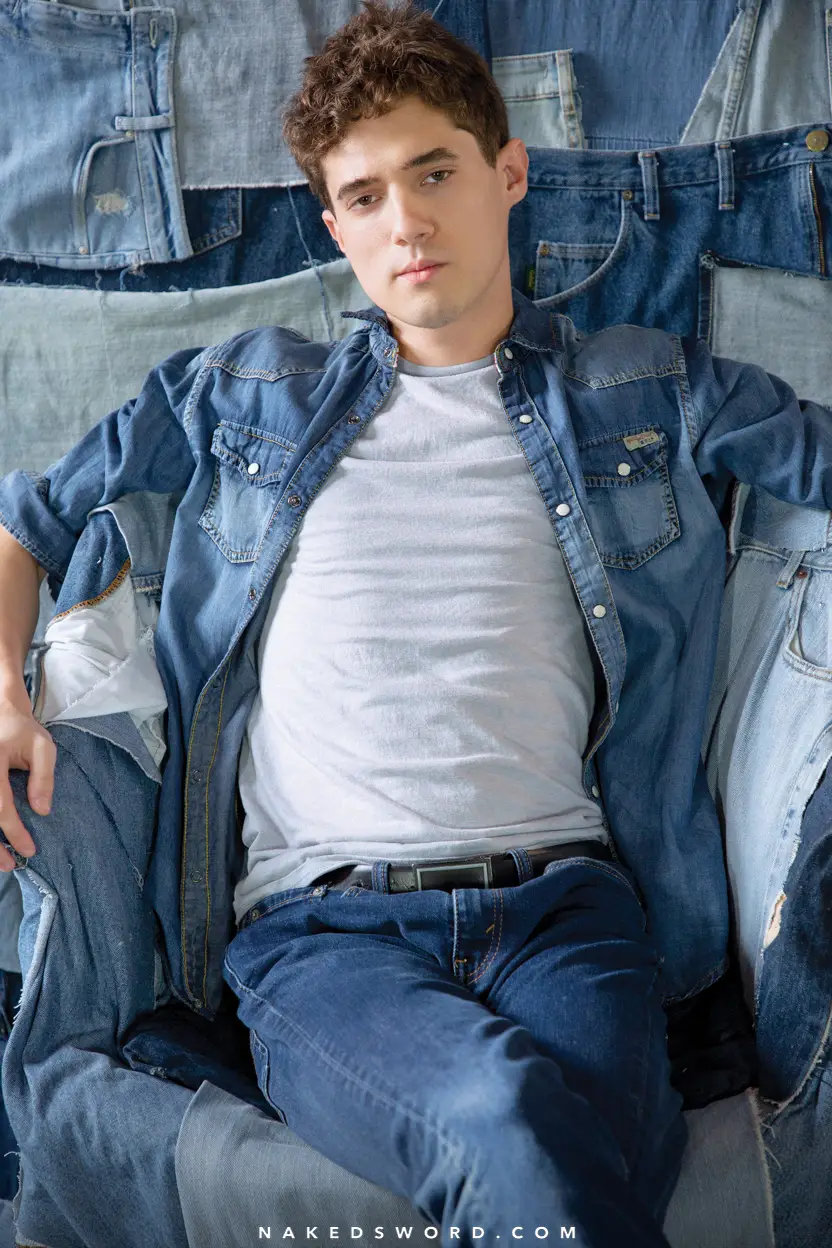 Ricky Roman Tops Andy Adler At Naked Sword 3