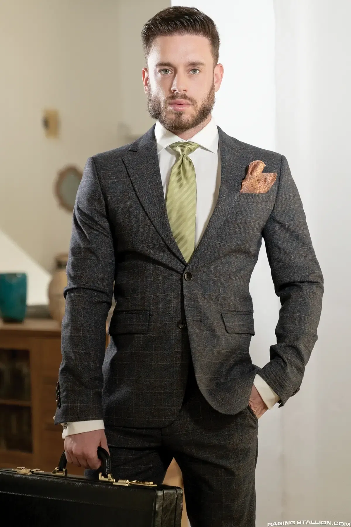 Strong Suit: Manuel Reyes & Zac Johnson – Raging Stallion