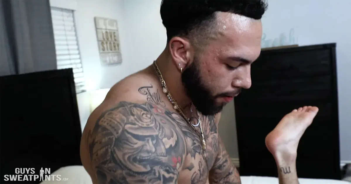 Benjy & Harley Do It At Guys In Sweatpants 8