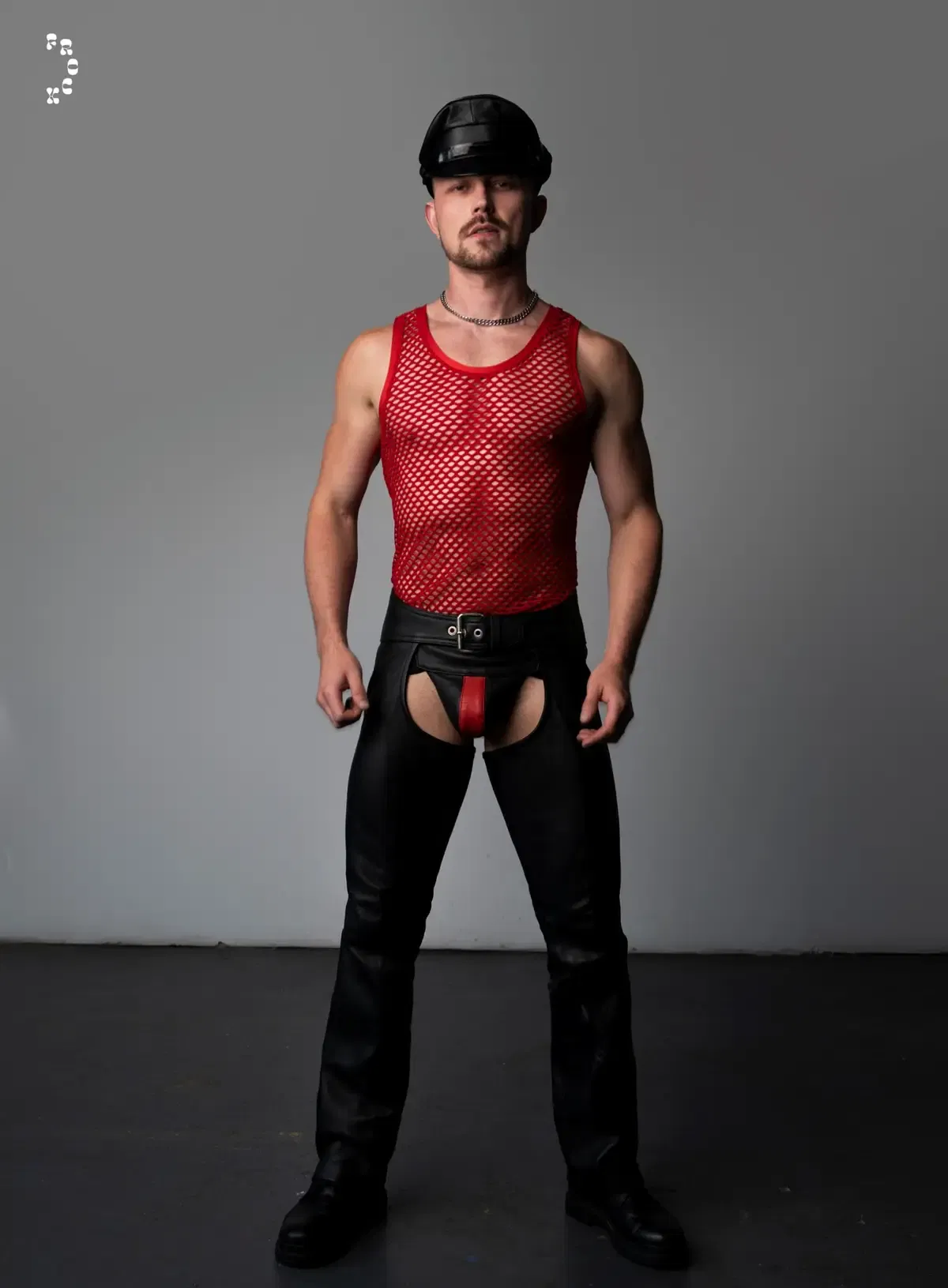 Leo Rush: Hypno Training Session - Frock The World