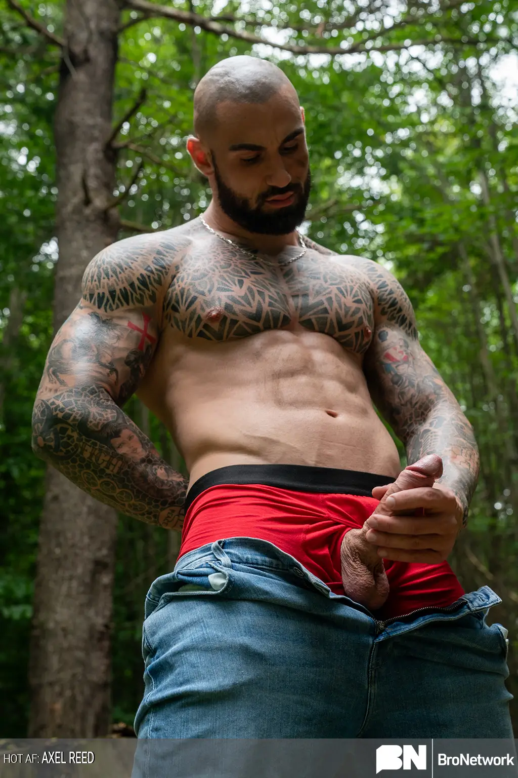 Meet The Extremely Sexy Lumberjack Axel Reed 13