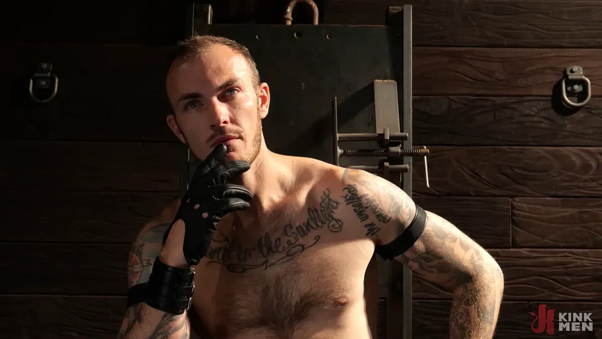 My Hole to Use: Christian Wilde & Logan Aarons