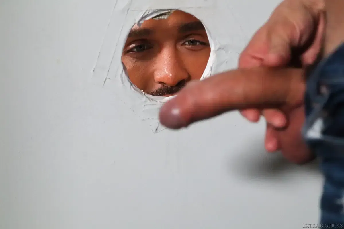 What's The Big Thing In The Hole? - Marco Lorenzo & Luka Phoenix