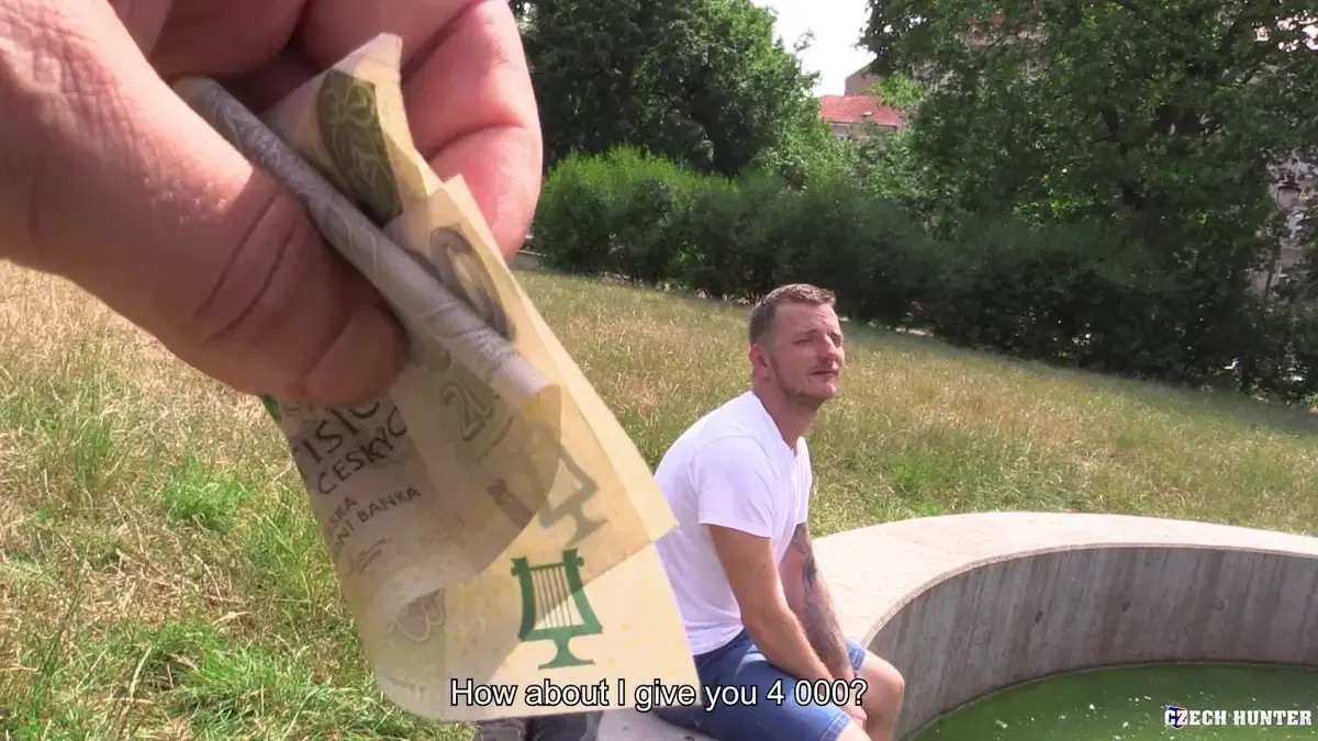 Czech Hunter 708: The Extremely Sexy Party Guy 1