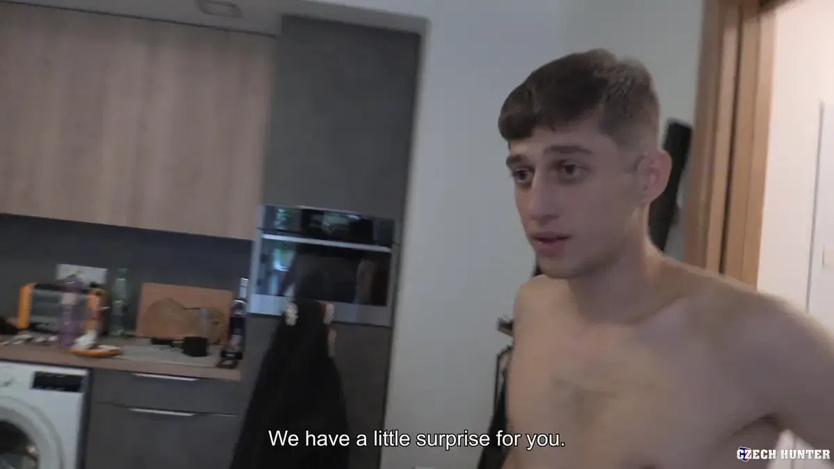 Czech Hunter 709: Threesome With The Pizza Guy 6