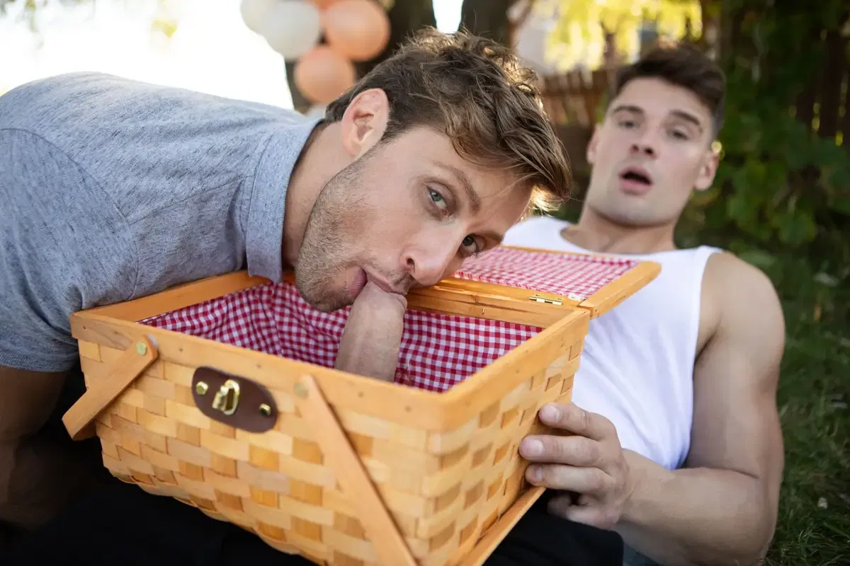 Dick At The Picnic: Dom King & Malik Delgaty 6