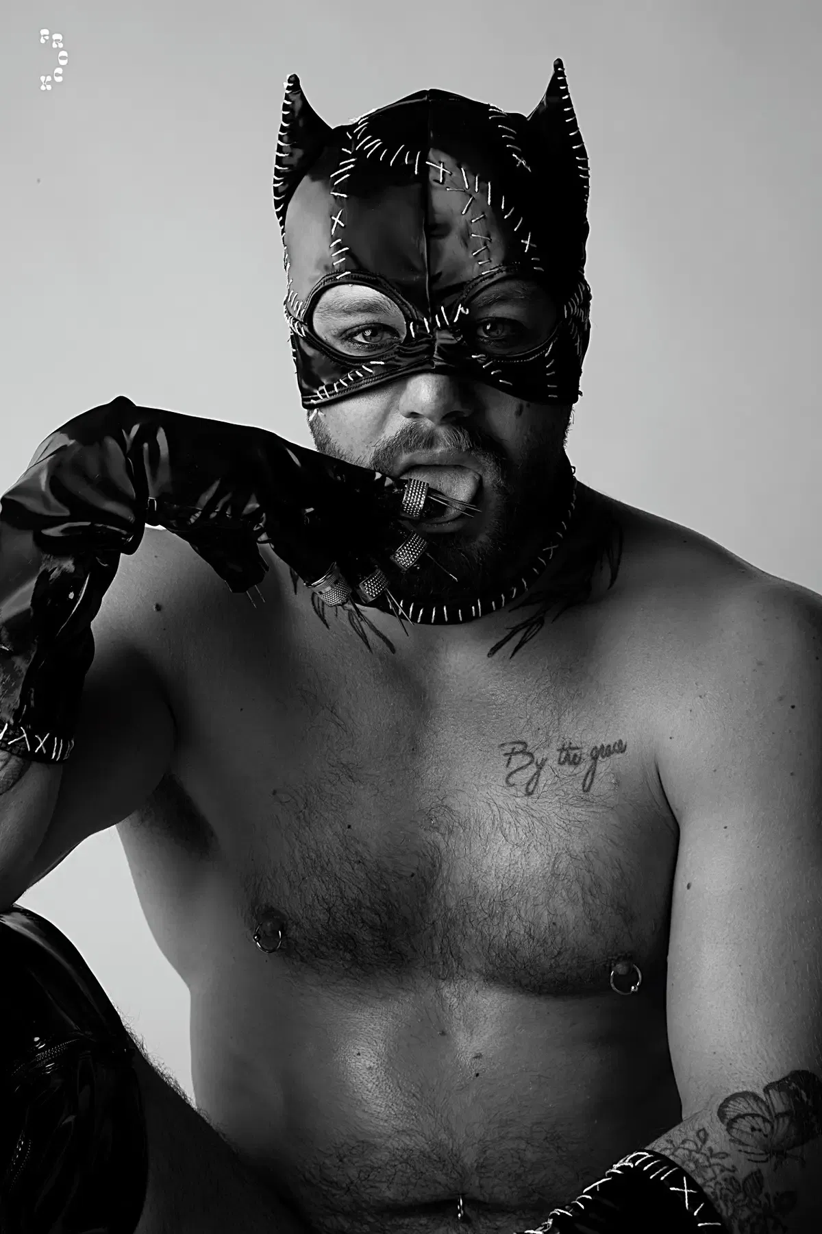 Dressed in a Latex Cat suit, Gunnar Gates Puts on a Show 3