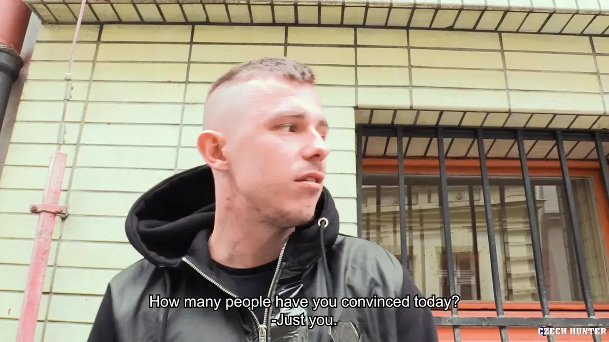 Czech Hunter 723: The Masculine Restaurateur 2