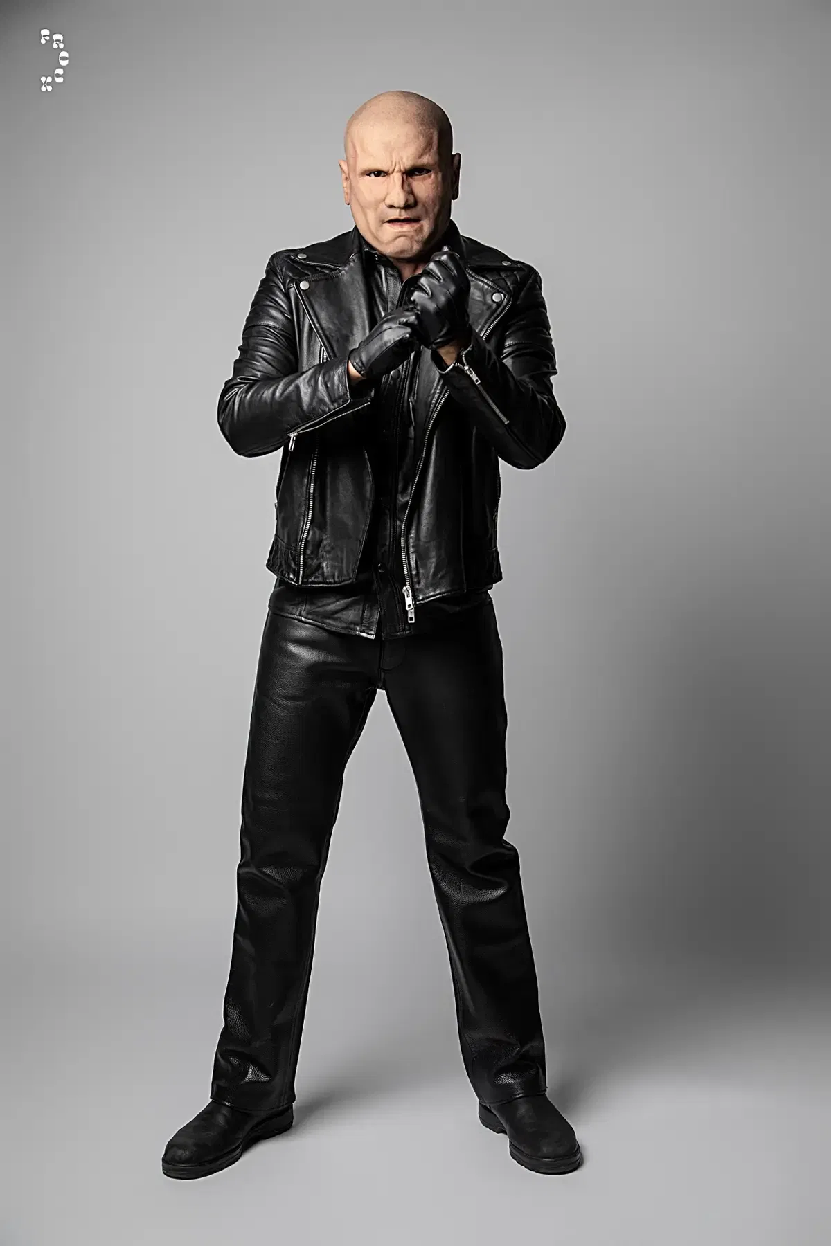 Frock The World: Arnold - The Masked Architect 11