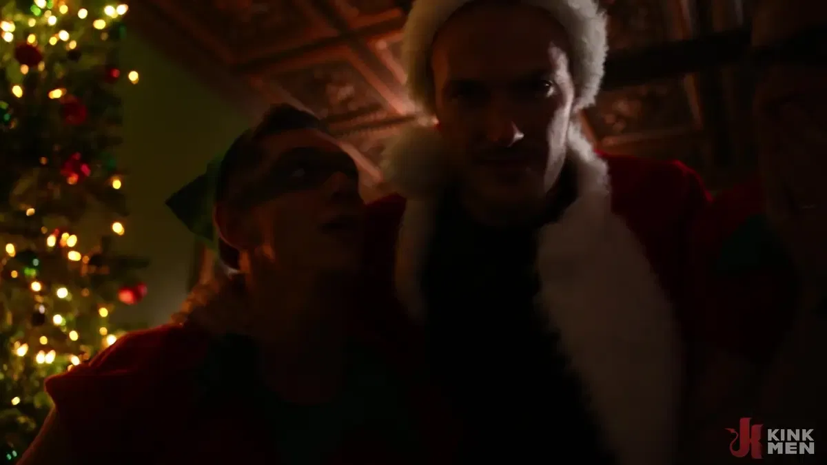 Leather Santa Christian Wilde & Johnny Ford Use Baxxx