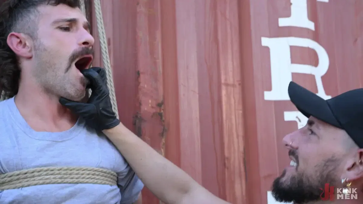 Security Guard Derek Allen Uses Adam Wirthmore