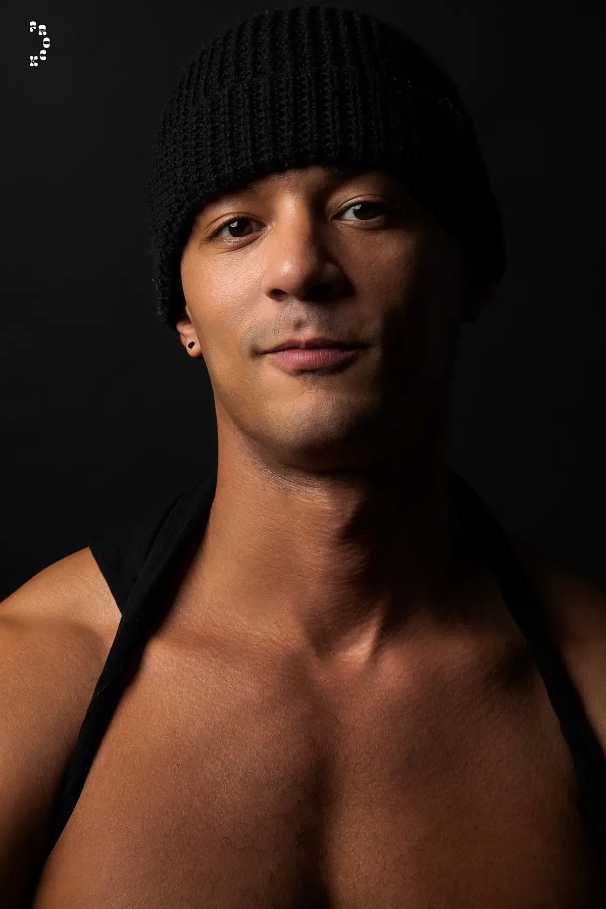 AJ Sloan & Noel Do It In The Black Room 4