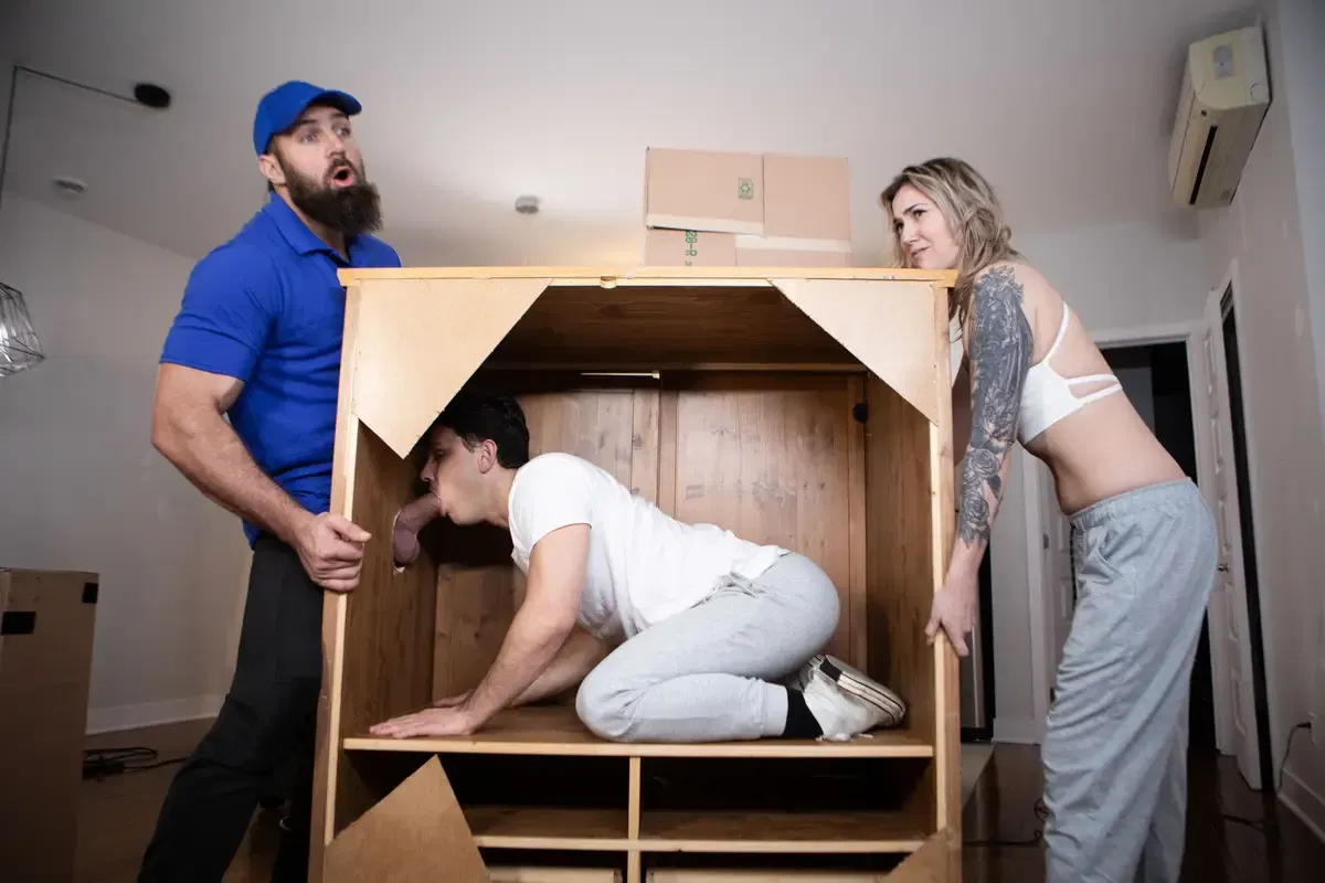 Moving Chuck: Chuck Conrad vs Enzo Muller & Nicki Hunter 1