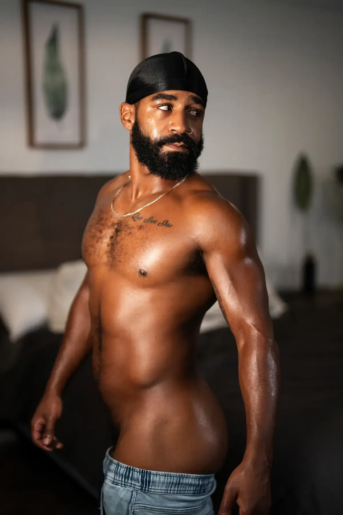 Shadow Dominates Felix Fox at MEN & Bromo 1