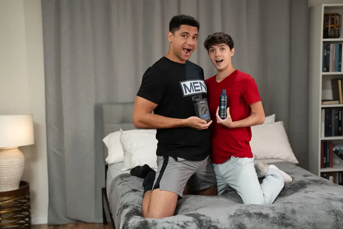 Unboxing MEN: Cockstrap: Sam Ledger & Andre Stone 2