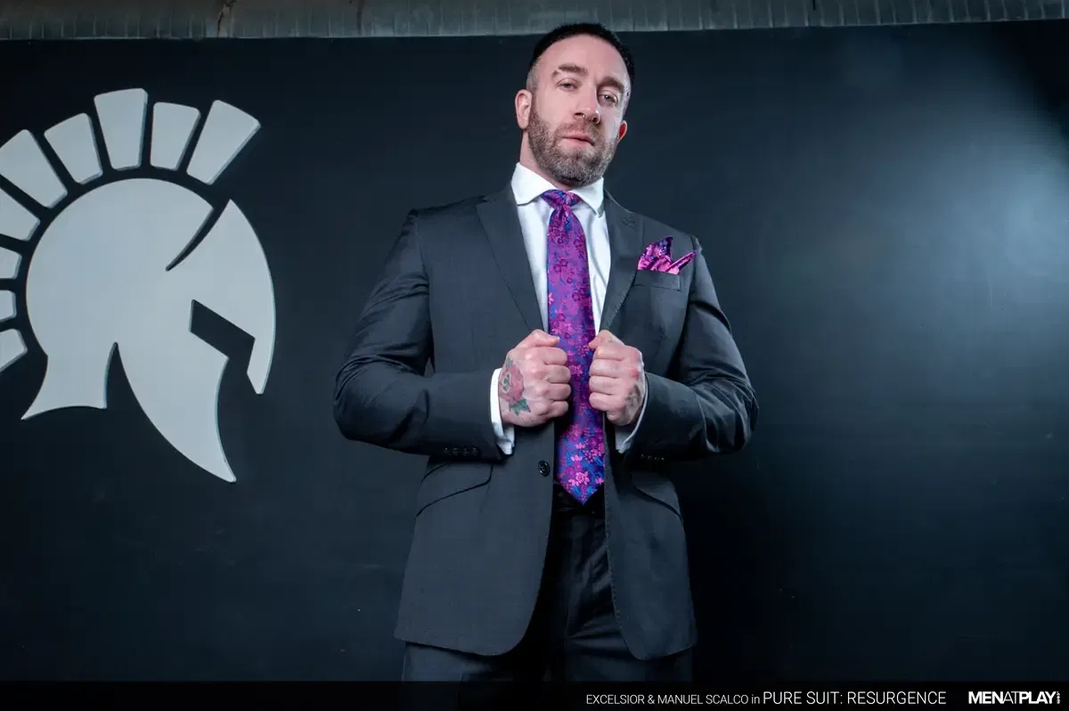 Excelsior Polishes Manuel Scalco's Shoes And Cock With His Tongue 5