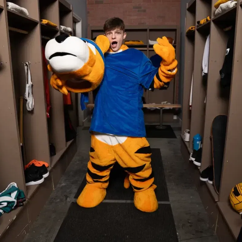 Fucked By The Mascot: Jake Preston & Shamu Azizam 2