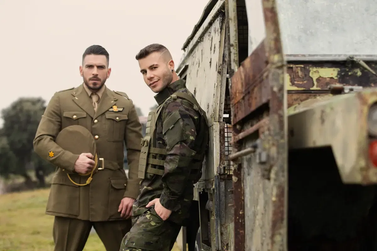 Prisoner Of War: 10 Years Later - Paddy O'Brian & Allen King 3