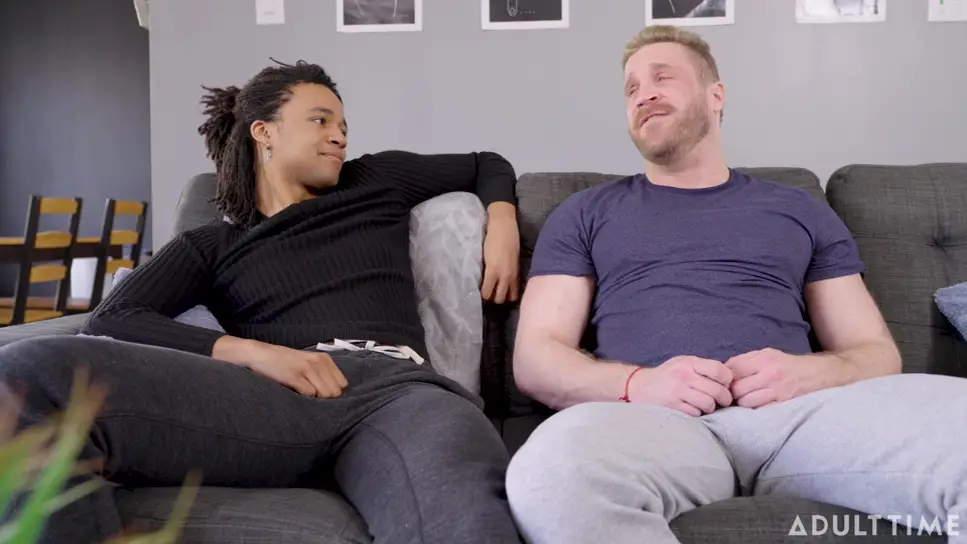 Mateo Tomas & Shea Parker – Straight To Gay