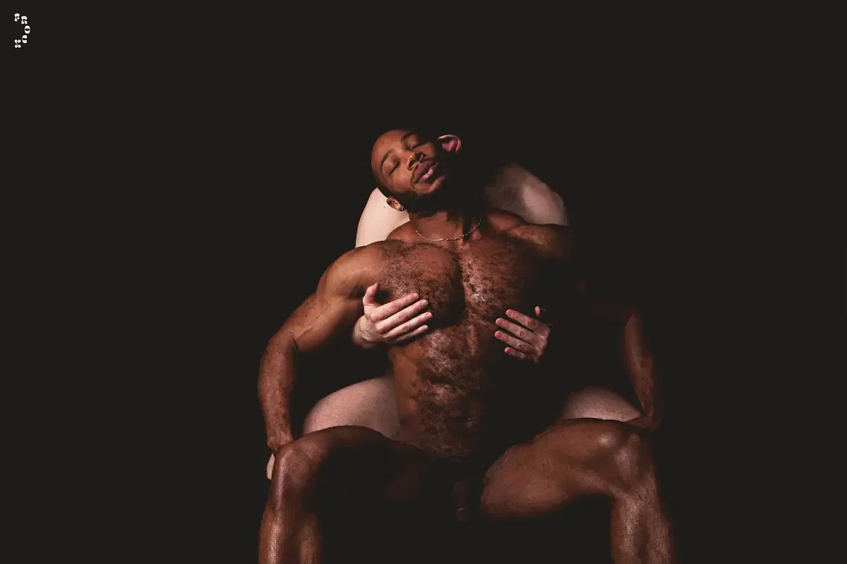 Muscle Fetish From Frock The World With Tyler Reese