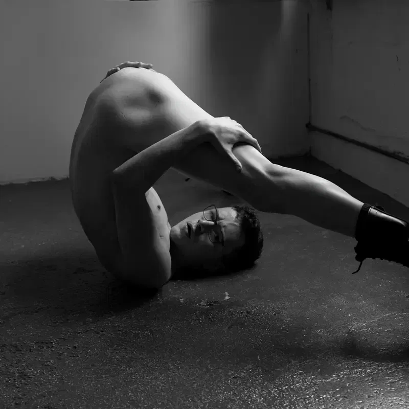 Rubber Boy David Licks His Own Boots 5