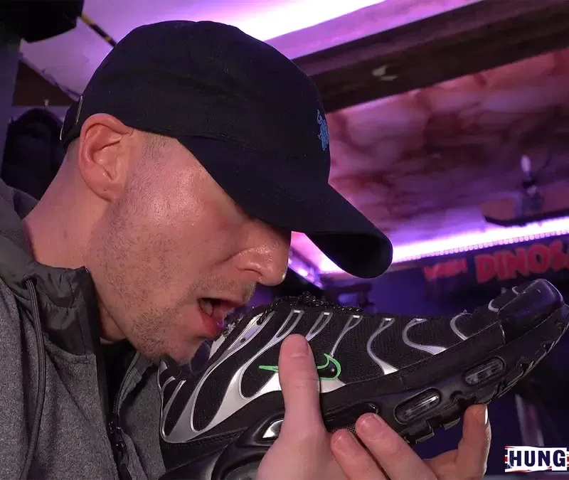 Sneakers Sniffer Gets Bred at Hung Young Brit