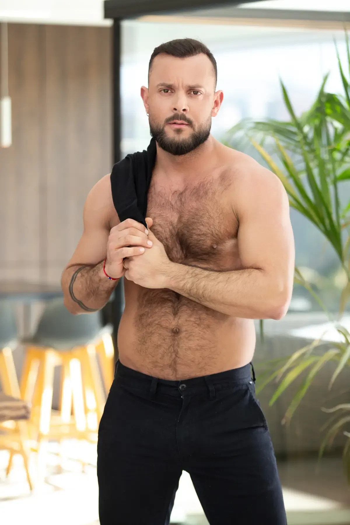 Summer 3-Way: Paddy O'Brian, Sir Peter & MrDeepVoice 1