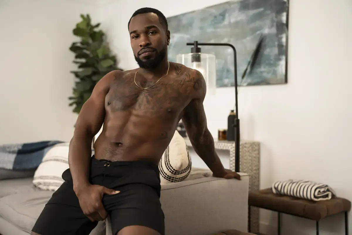 : Bromo: Denzel vs Michael Jackman