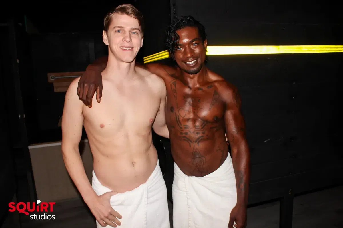 Sage Roux & Jordan Jameson - The Glory Hole