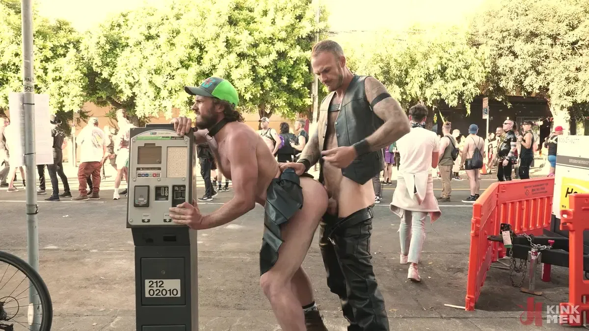 Bound In Public: Christian Wilde & Vander Pulaski Bound In Public: Christian Wilde & Vander Pulaski 5