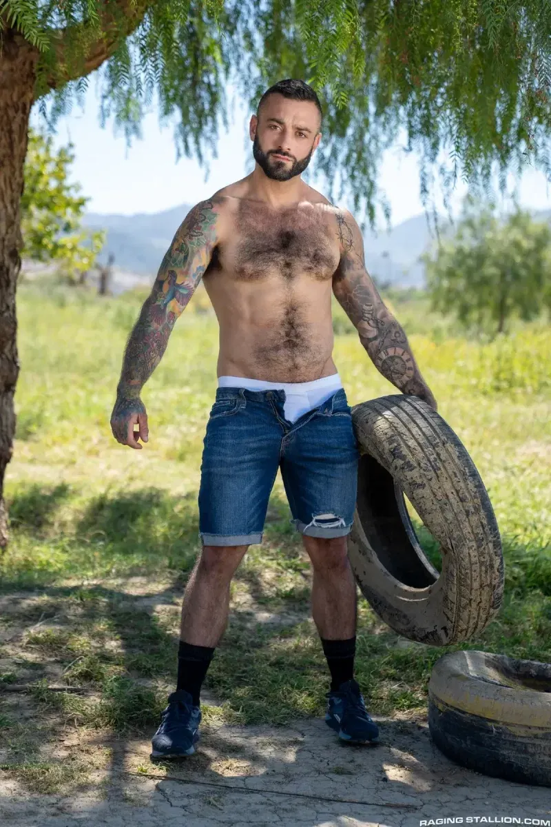 Drew Valentino & Heath Halo In A Sweaty Worship Scene Gay Porn