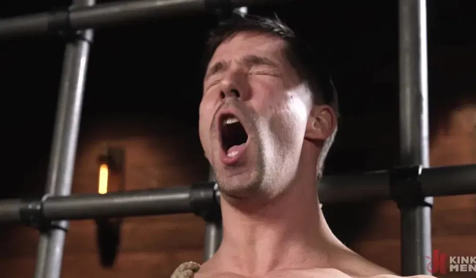 Men On Edge: Eddie Patrick VS Derek Kage & Van Darkholme Gay Porn 5