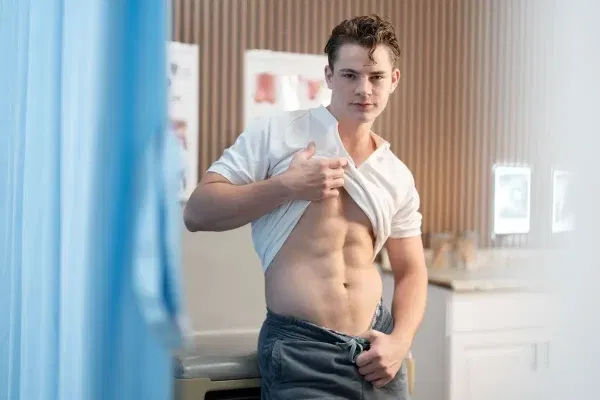 No Qualifications Needed: Leo Levine & Oliver Marks Gay Porn 3