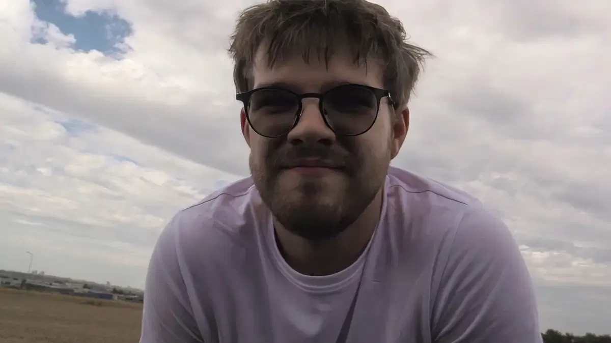 Czech Hunter 808: Wild Passion In The Backseat Gay Porn