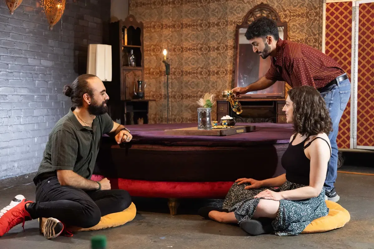 Straight To The Tea: Elio Knight & Ari Yummey Gay Porn 5