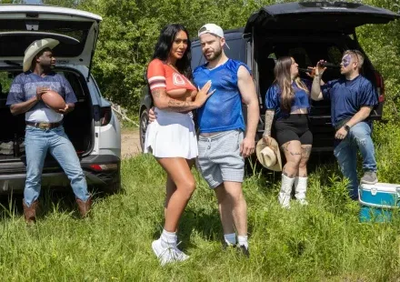 Tailgate Temptations : Bella Joie & Marcus McNeill Gay Porn