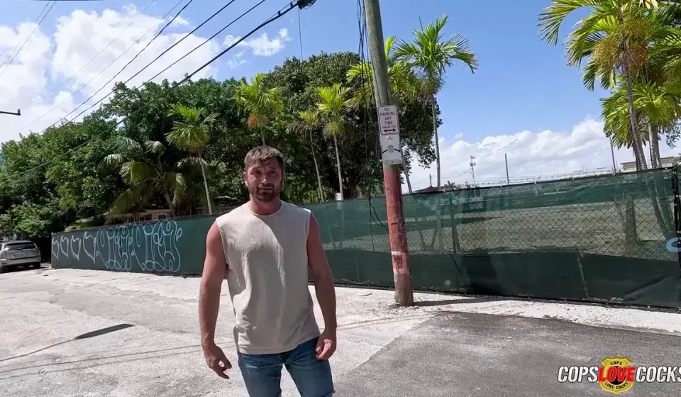 Cop Scott DeMarco Bangs JD Phoenix Gay Porn