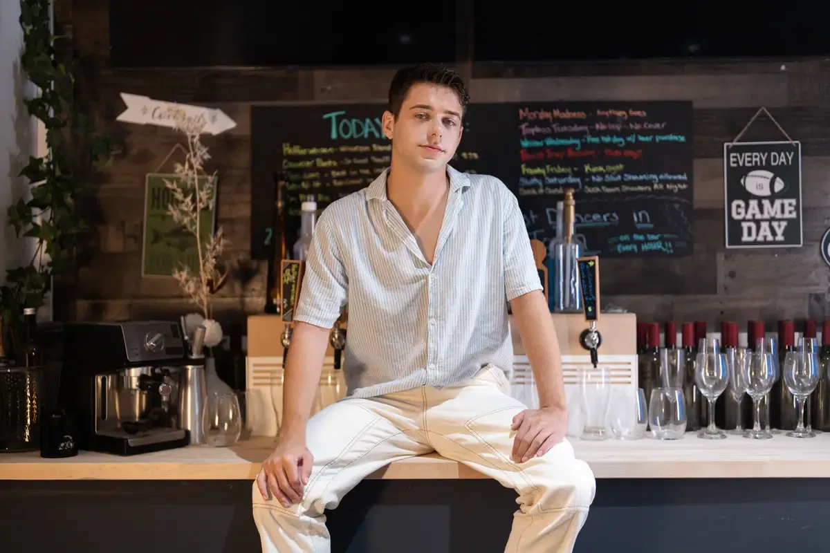 Leo Levine Breeds Bartender Joey Mills On MEN Gay Porn 4