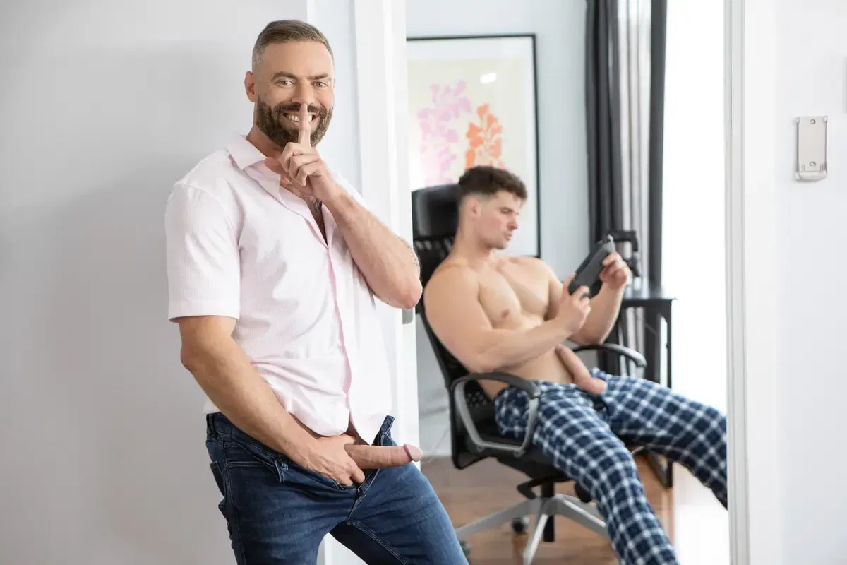 Malik Delgaty Deep-Throats Leo Bacchus On MEN Gay Porn 6