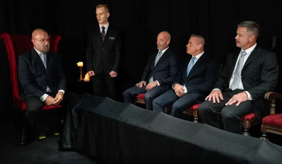 The Gang-Bang Of Apprentice Dylan Tides For MaconicBoys Gay Porn