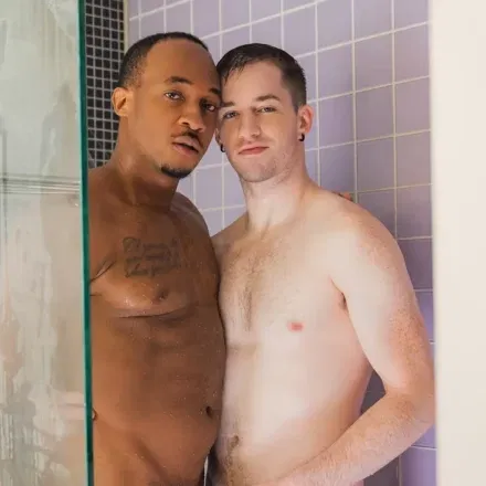 Trent King Drives Thyle Knoxx Crazy With His Big Penis Gay Porn