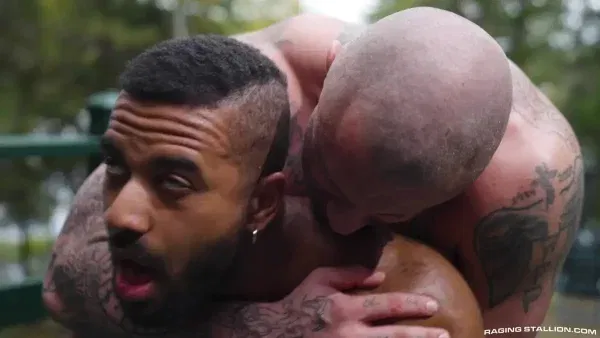 Crush Daddy & Jericho James In Shore Things Gay Porn