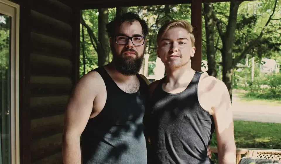 Furry Stud Pounds Skater Zacc Andrews At Alternadudes Gay Porn