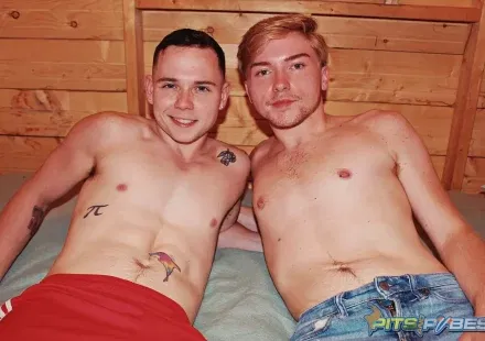 In The Cozy Cabin With Zacc Andrews & Danny Wilcoxx Gay Porn