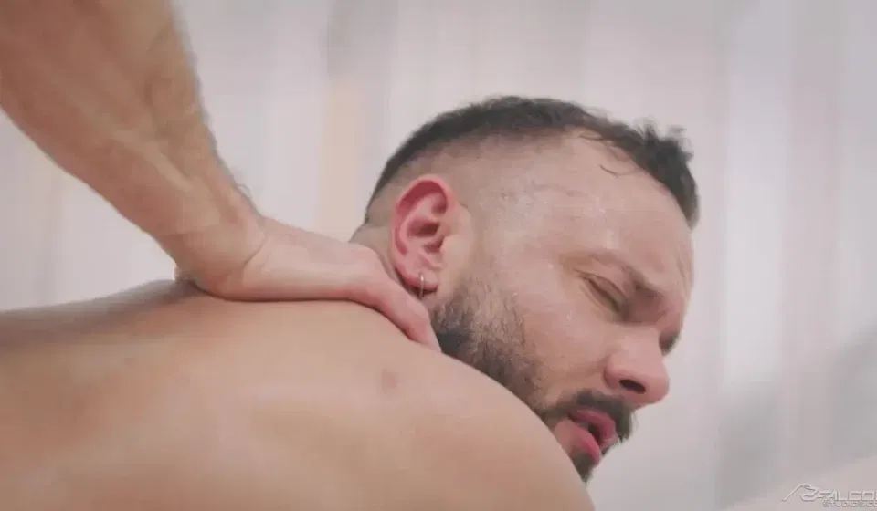 Bred & Breakfast: Push It Inn - Paul Wagner & Sir Peter Gay Porn