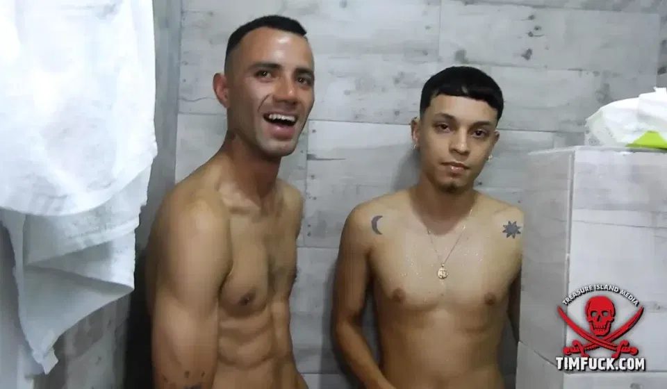 Guillermo Ruiz Pumps Pablo Twink's Hole Gay Porn